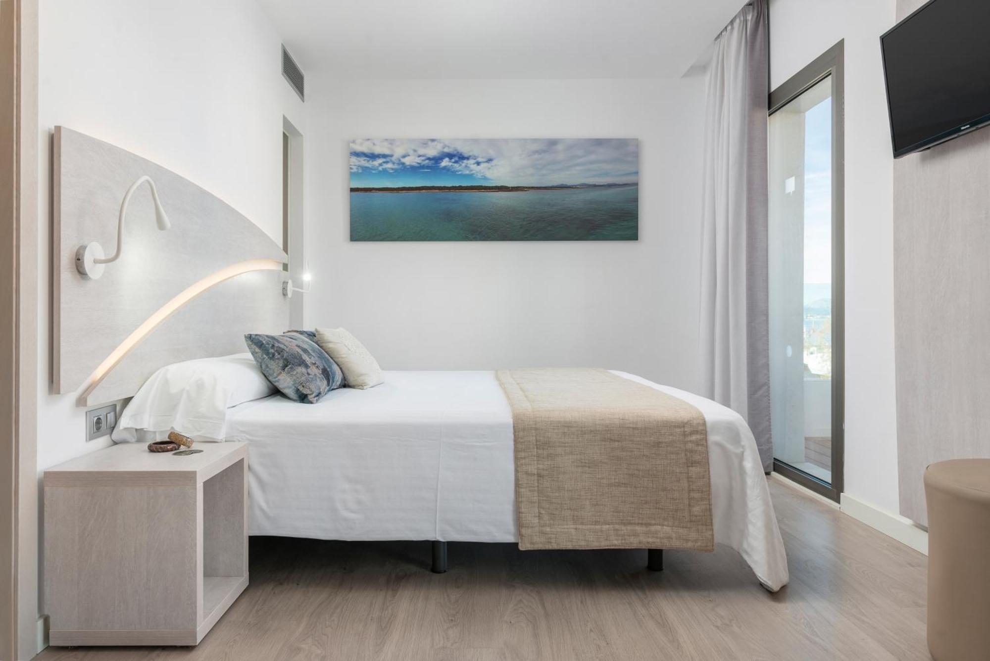 Llaut Boutique Hotel (Adults Only) Can Picafort  Oda fotoğraf