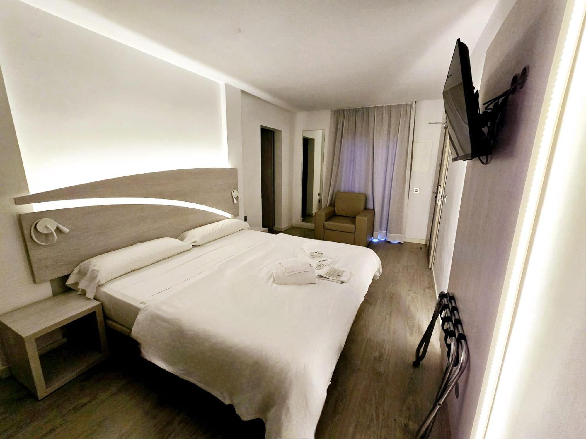 Llaut Boutique Hotel (Adults Only) Can Picafort  Oda fotoğraf