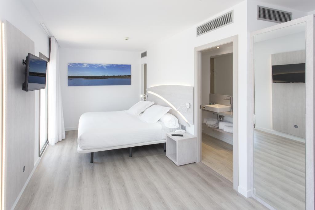 Llaut Boutique Hotel (Adults Only) Can Picafort  Dış mekan fotoğraf